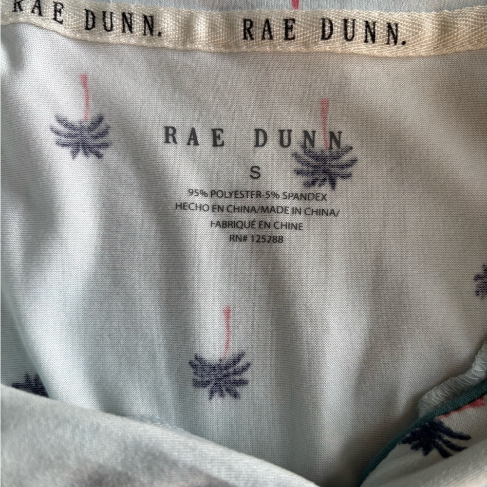 Rae Dunn palm Tree Capri PJ set- small - Picture 7 of 8